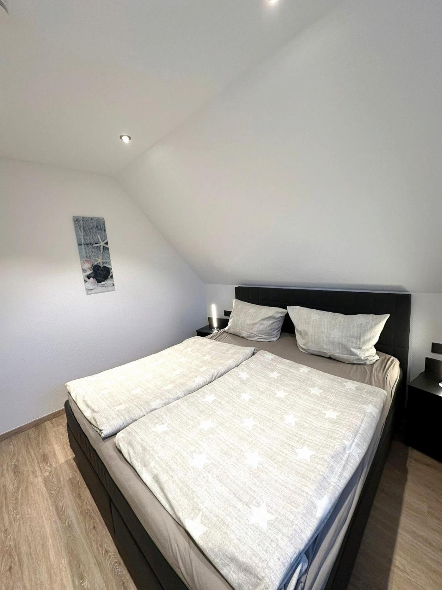 Ferienwohnung Haus Boje "Knurrhahn" Neuharlingersiel Esterno foto
